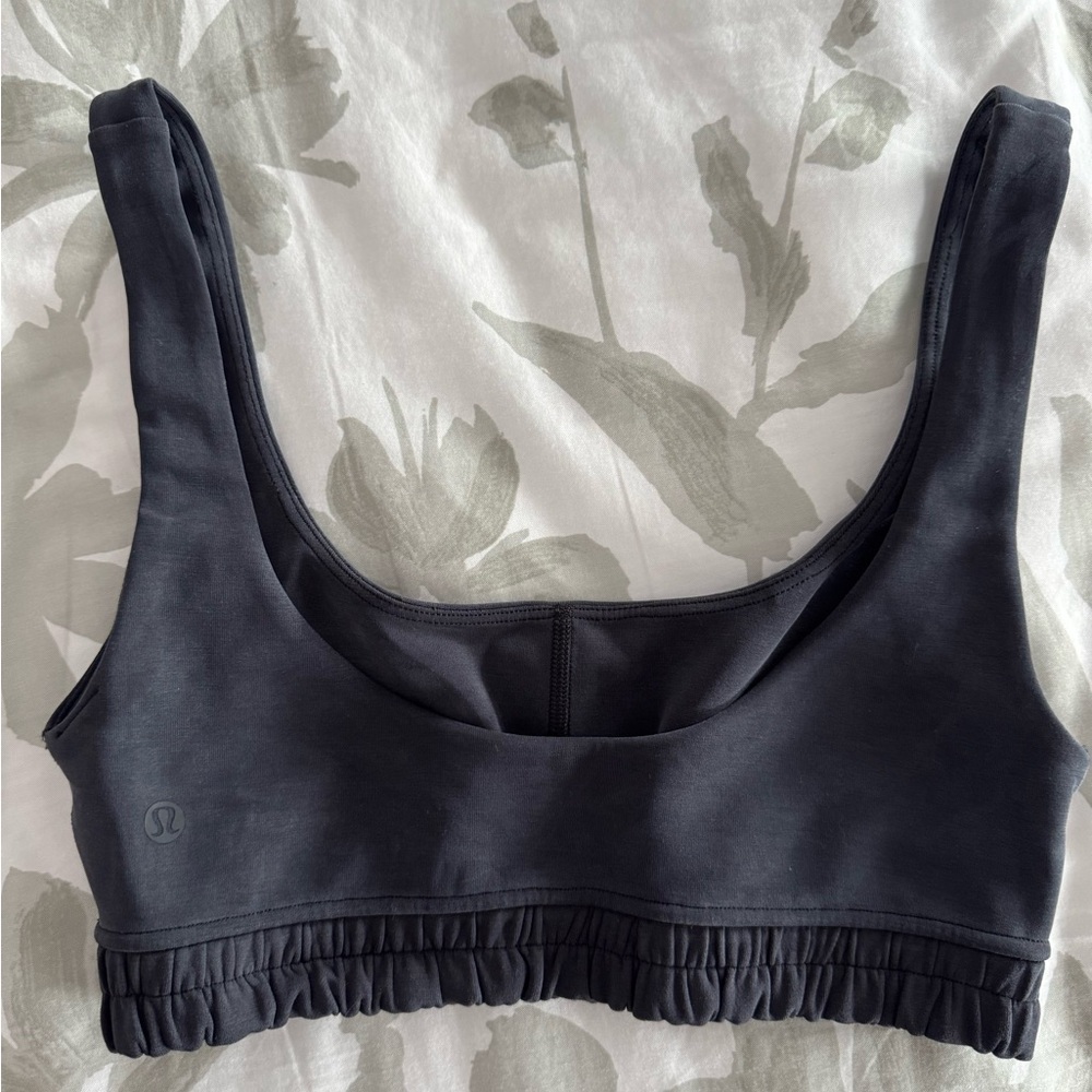 lululemon athletica softstreme black scoop neck bra NWOT